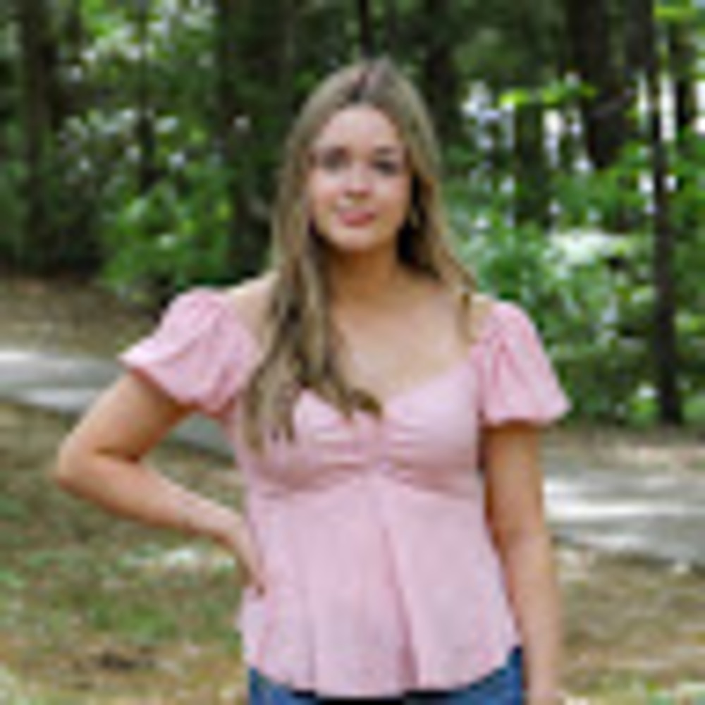 Meet your Posher, Isabella